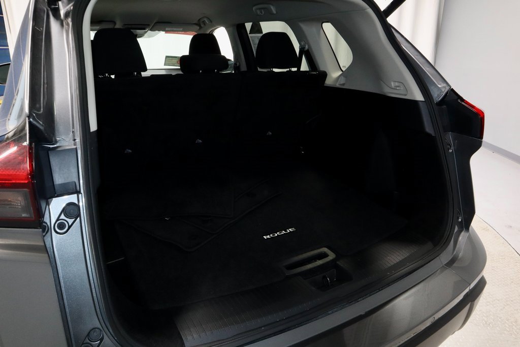 Certified 2024 Nissan Rogue SV image 14
