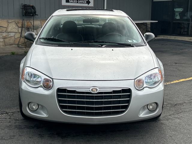 Used 2005 Chrysler Sebring Limited FWD image 9