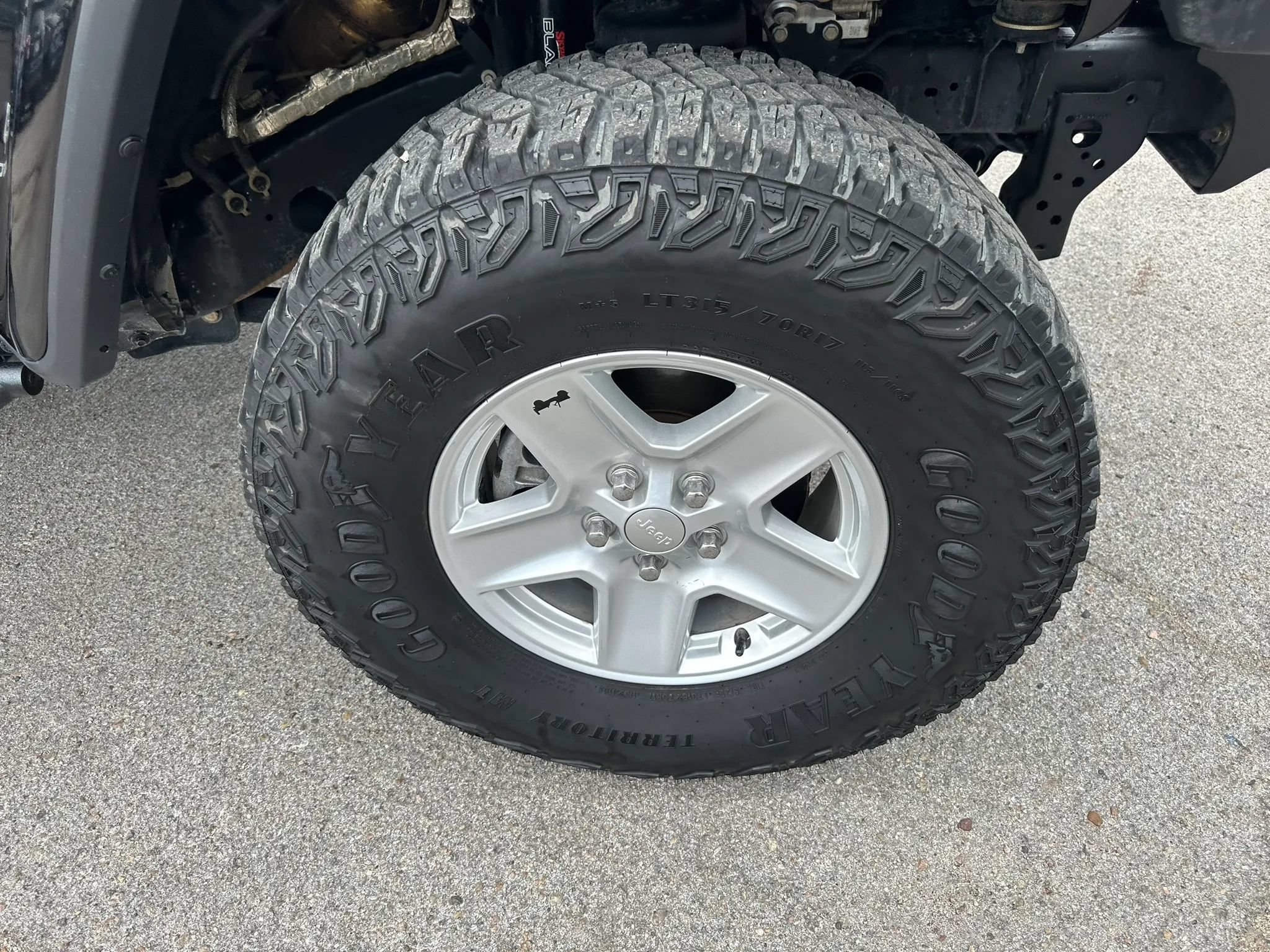 Used 2020 Jeep Gladiator Overland AWD/4WD image 30