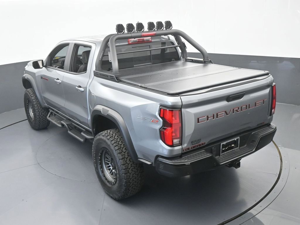 Used 2025 Chevrolet Colorado ZR2 w/ Technology Package AWD/4WD image 55