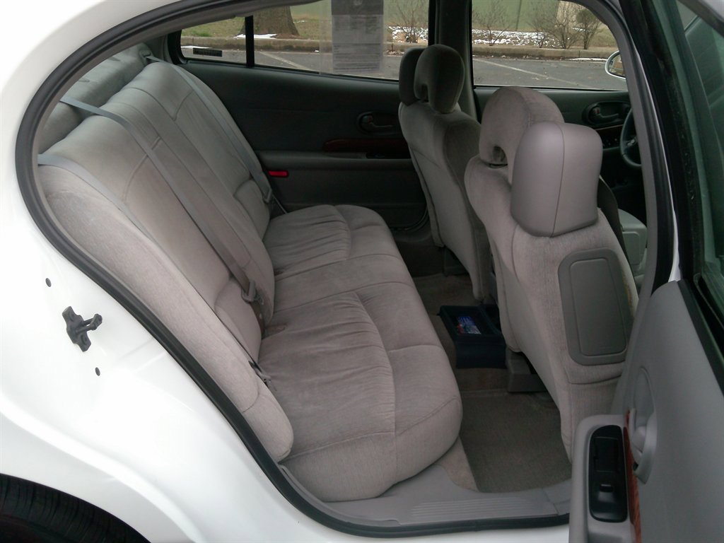 Used 2000 Buick Le Sabre Custom w/ Prestige Opt Pkg image 30