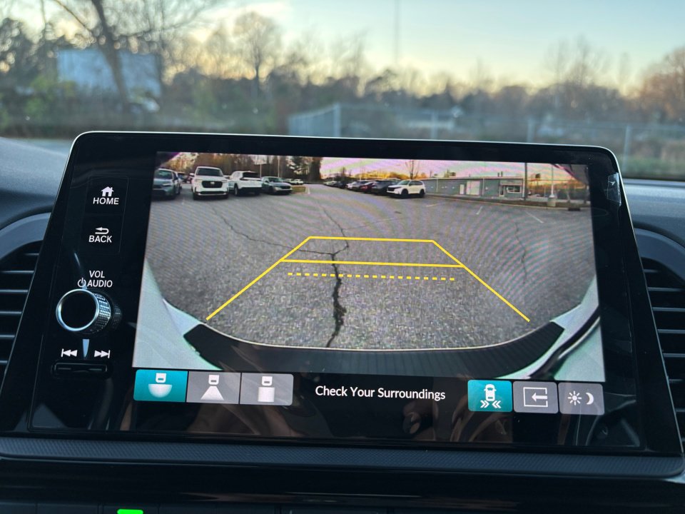 New 2026 Honda Odyssey Touring image 19