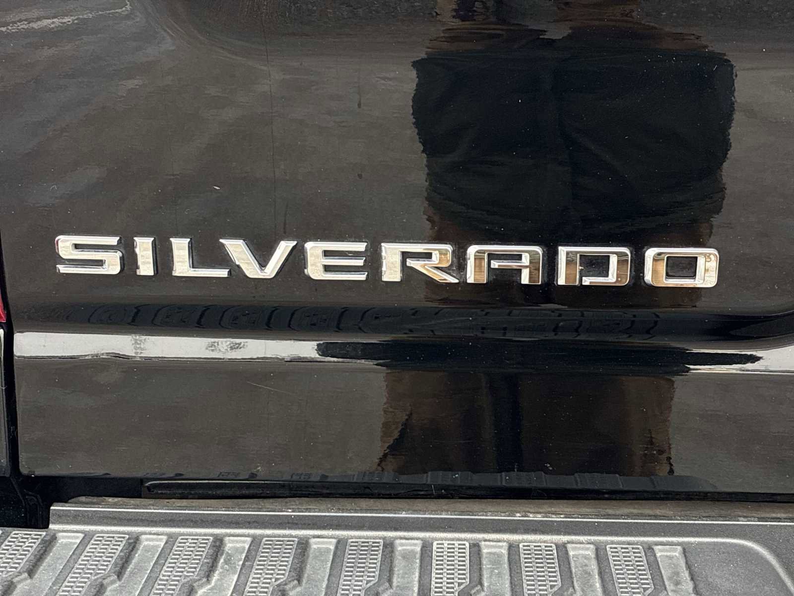 Used 2024 Chevrolet Silverado 2500 LT w/ All Star Edition image 32