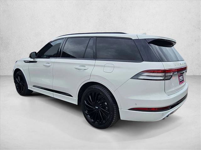 Used 2023 Lincoln Aviator Reserve w/ Equipment Group 201A image 8