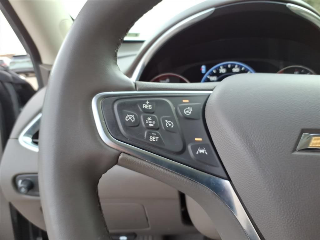 Used 2024 Chevrolet Malibu LT FWD image 14