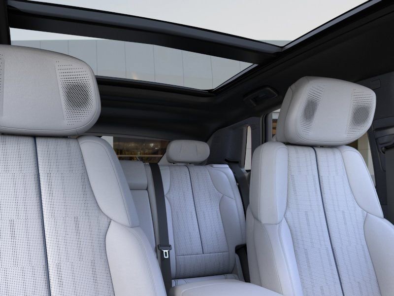 New 2024 Cadillac Lyriq Sport RWD image 24