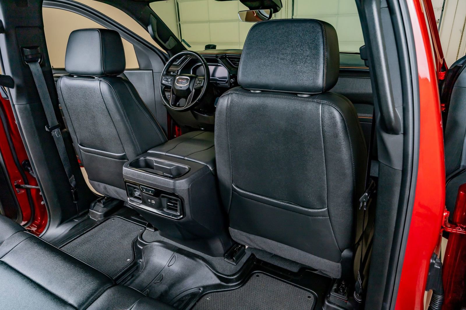 Used 2024 GMC Sierra 1500 AT4 w/ Technology Package AWD/4WD image 31