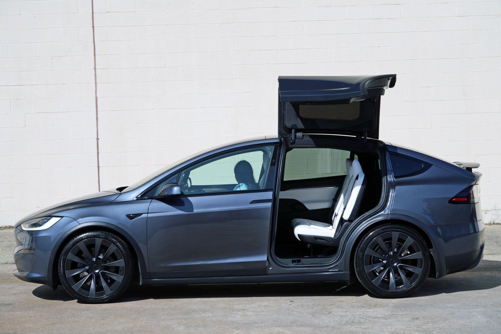 Used 2022 Tesla Model X AWD/4WD image 54