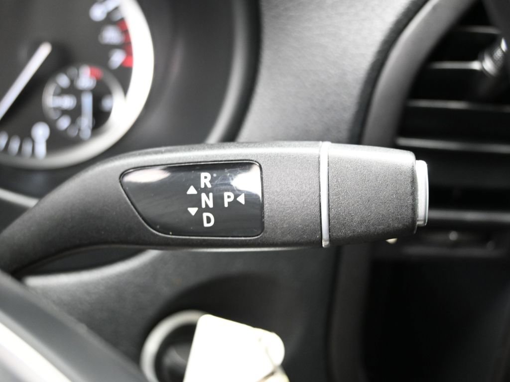 Used 2018 Mercedes-Benz Metris Passenger image 25