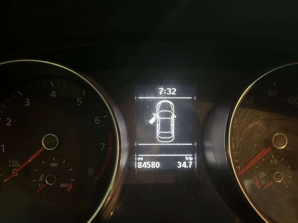 Used 2016 Volkswagen Passat 1.8T S image 18