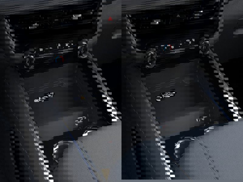 New 2026 Chevrolet Suburban Premier image 23