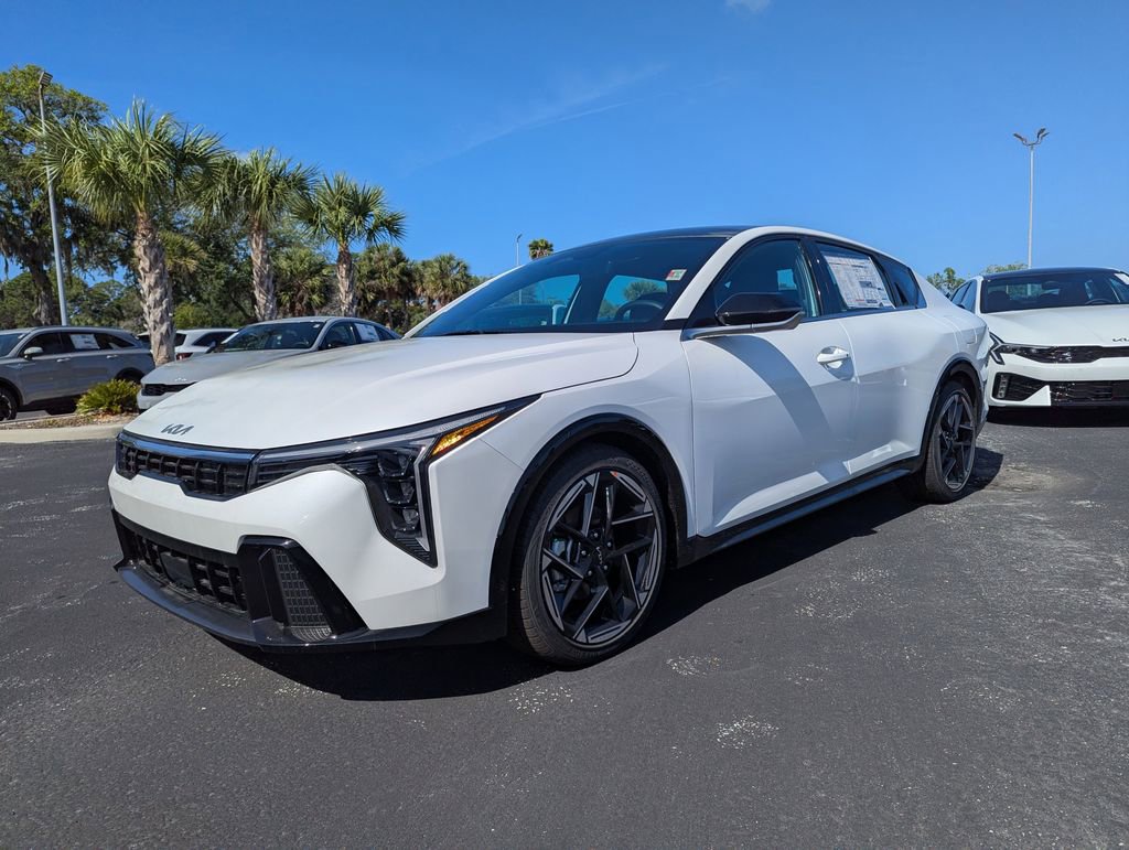 New 2026 Kia K4 GT-Line image 4