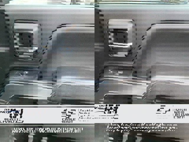 Used 2017 Chevrolet Silverado 1500 LTZ Z71 w/ LTZ Plus Package image 22