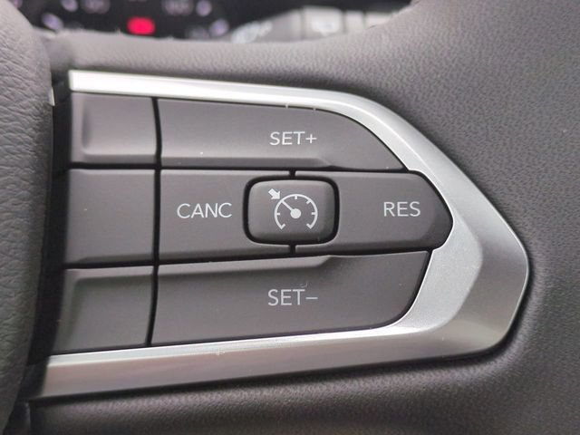 New 2026 Jeep Compass Latitude AWD/4WD image 24