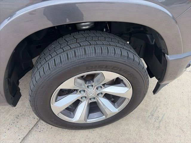 Used 2021 RAM 1500 Limited image 12