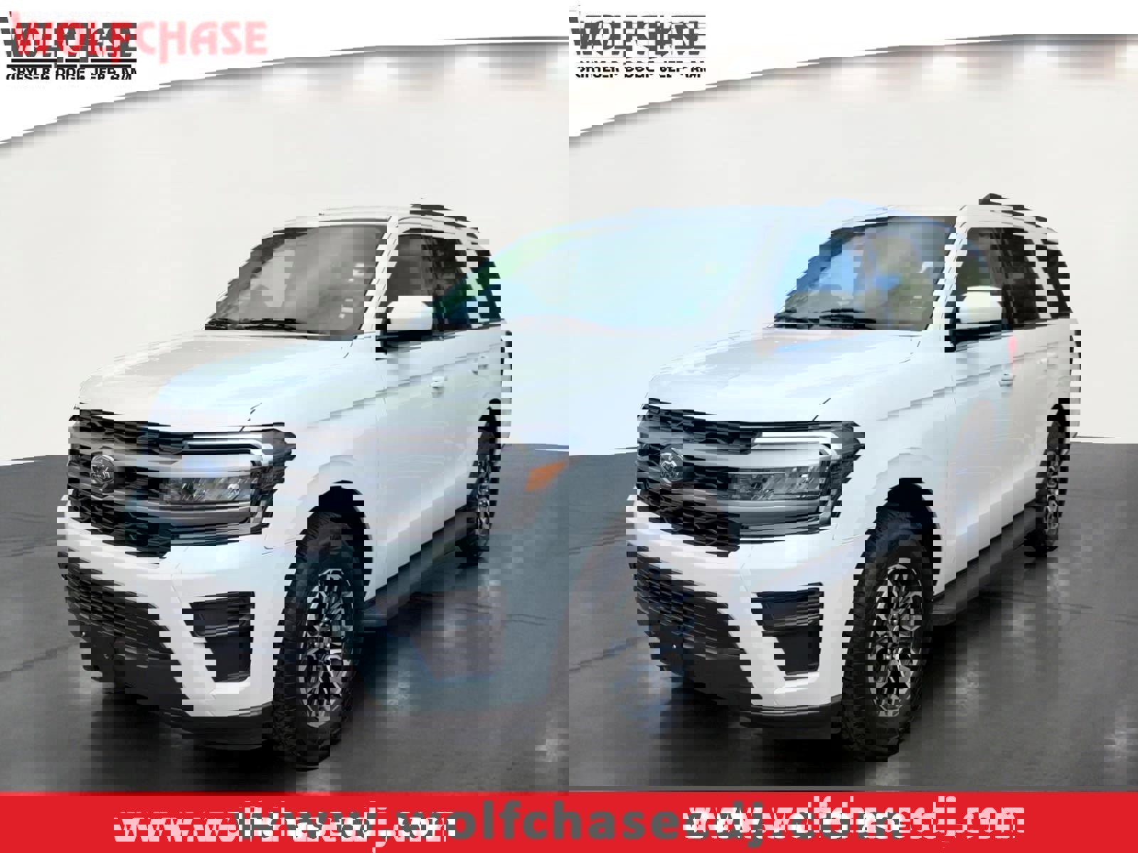 Used 2024 Ford Expedition XLT image 1