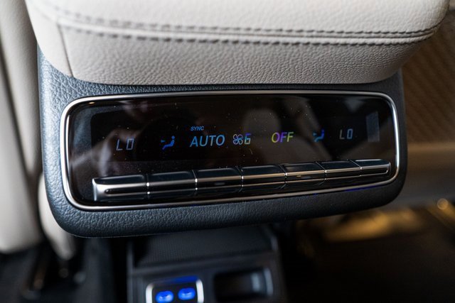 New 2026 Mercedes-Benz GLS 450 4MATIC image 33