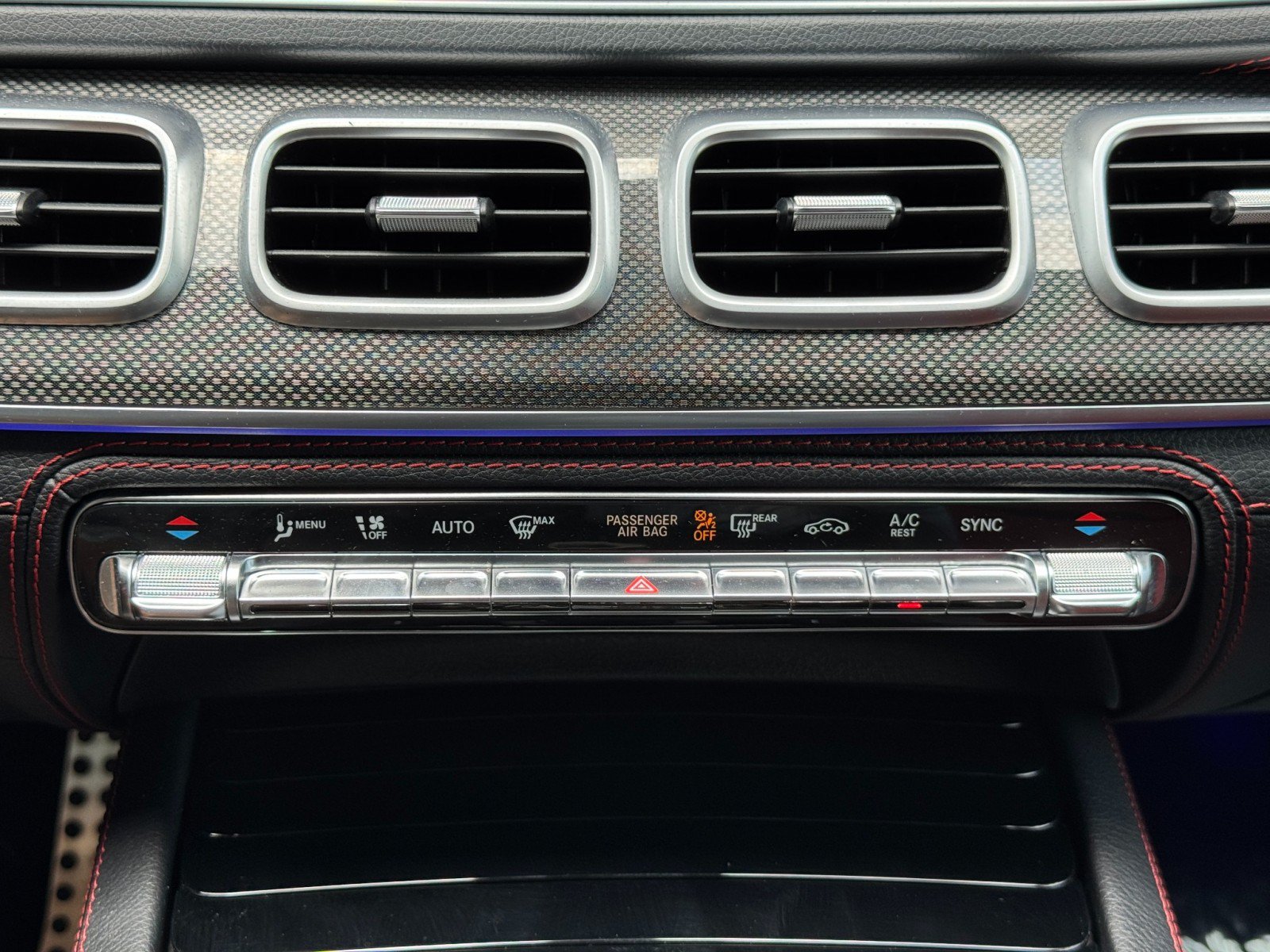 Used 2023 Mercedes-Benz GLE 53 AMG 4MATIC w/ Exterior Lighting Package image 34