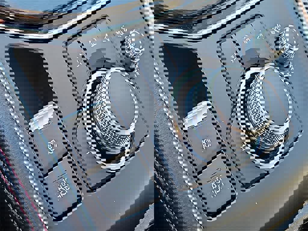 Used 2024 MAZDA CX-5 Carbon Edition image 25