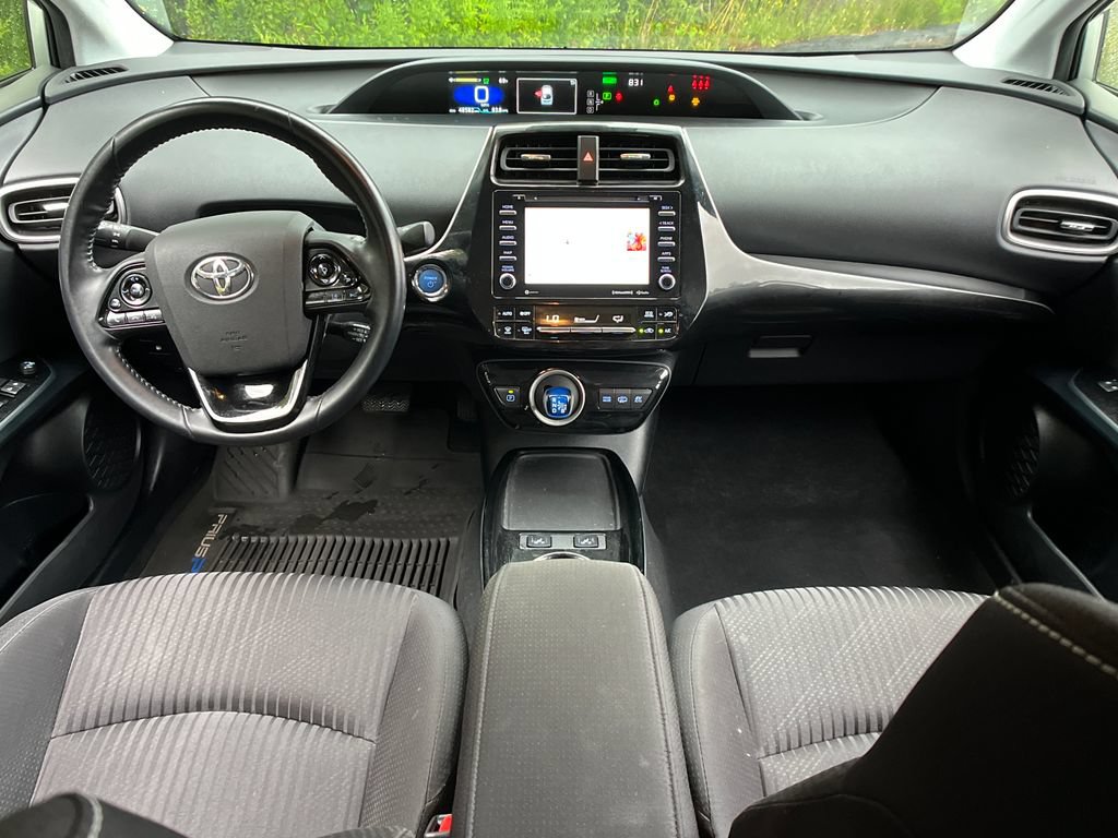 Certified 2021 Toyota Prius Prime LE FWD image 13