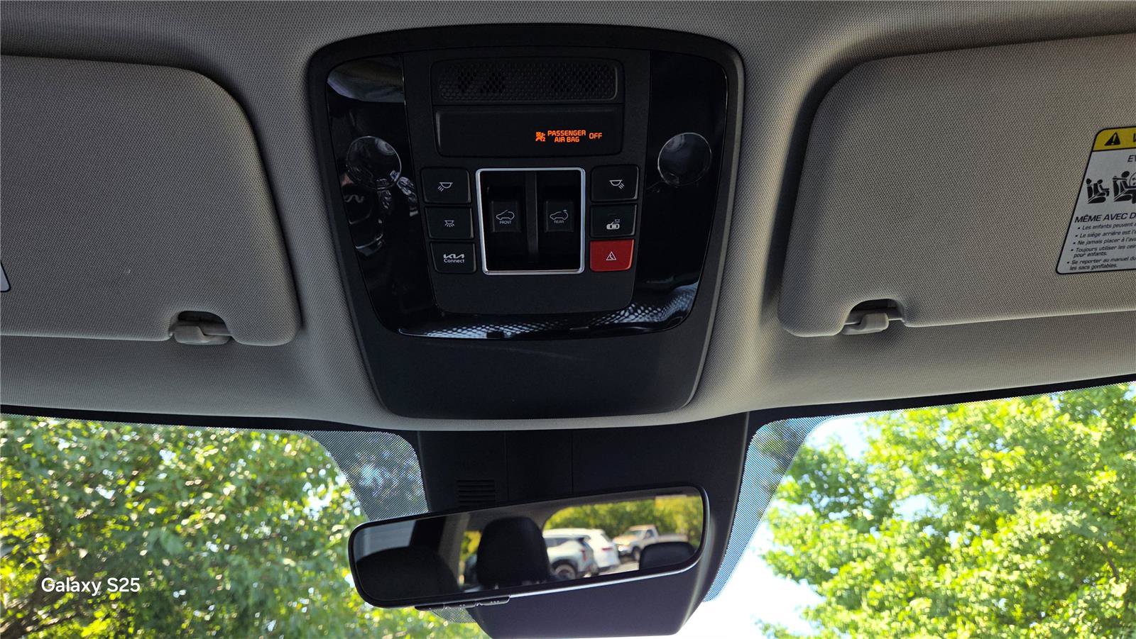 Certified 2024 Kia Carnival SX Prestige FWD image 26
