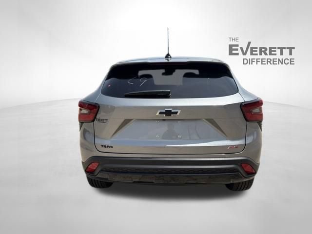 New 2026 Chevrolet Trax RS w/ Driver Confidence Package FWD image 6