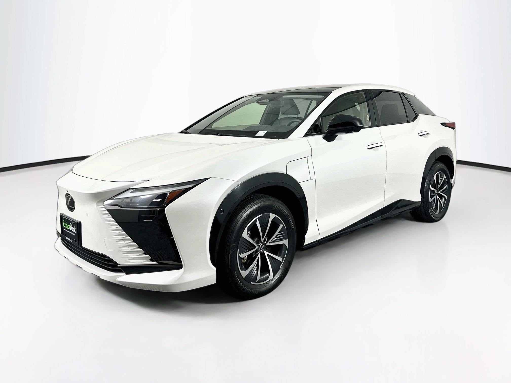 Used 2023 Lexus RZ 450e Premium w/ Technology Package AWD/4WD image 3