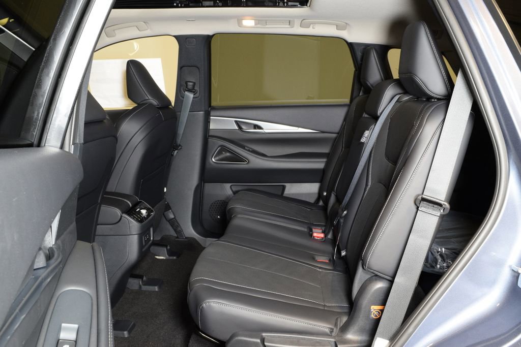 New 2027 INFINITI QX60 Luxe w/ Cargo Package AWD/4WD image 30