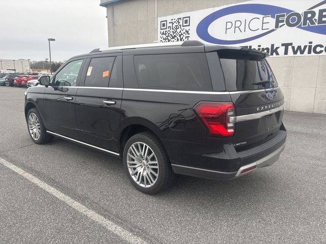 Used 2023 Ford Expedition Max Limited image 3