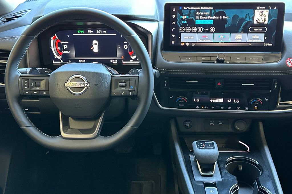 Used 2026 Nissan Rogue SL AWD/4WD image 14