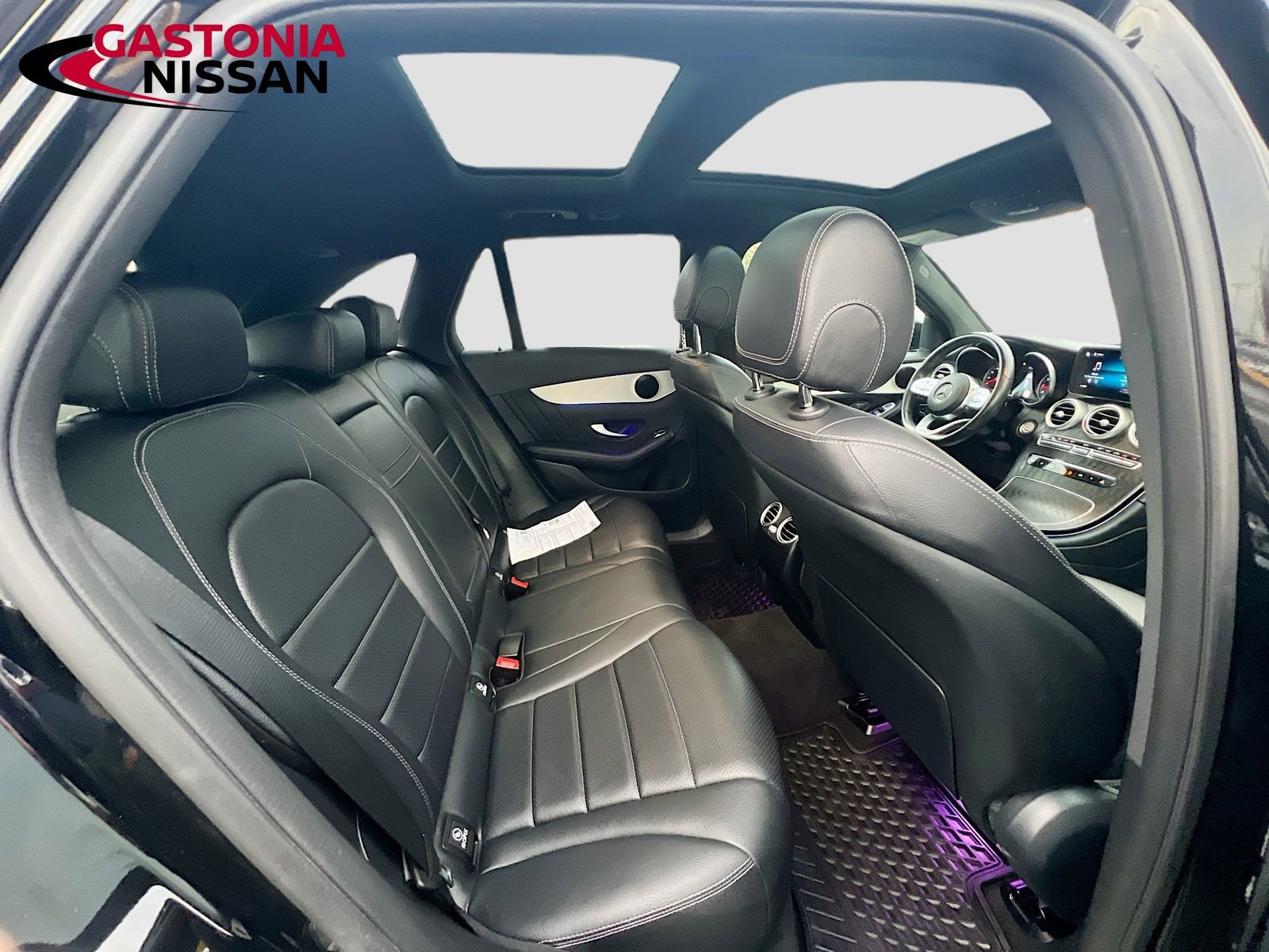 Used 2022 Mercedes-Benz GLC 300 image 35