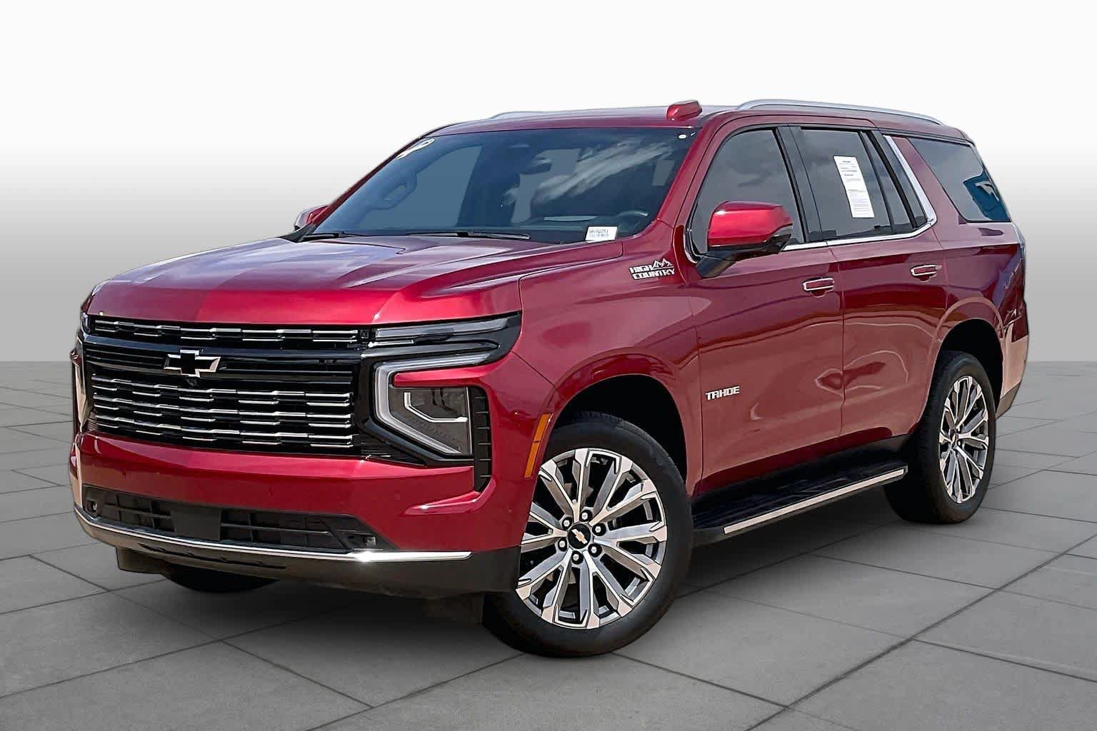 Used 2025 Chevrolet Tahoe High Country AWD/4WD image 3