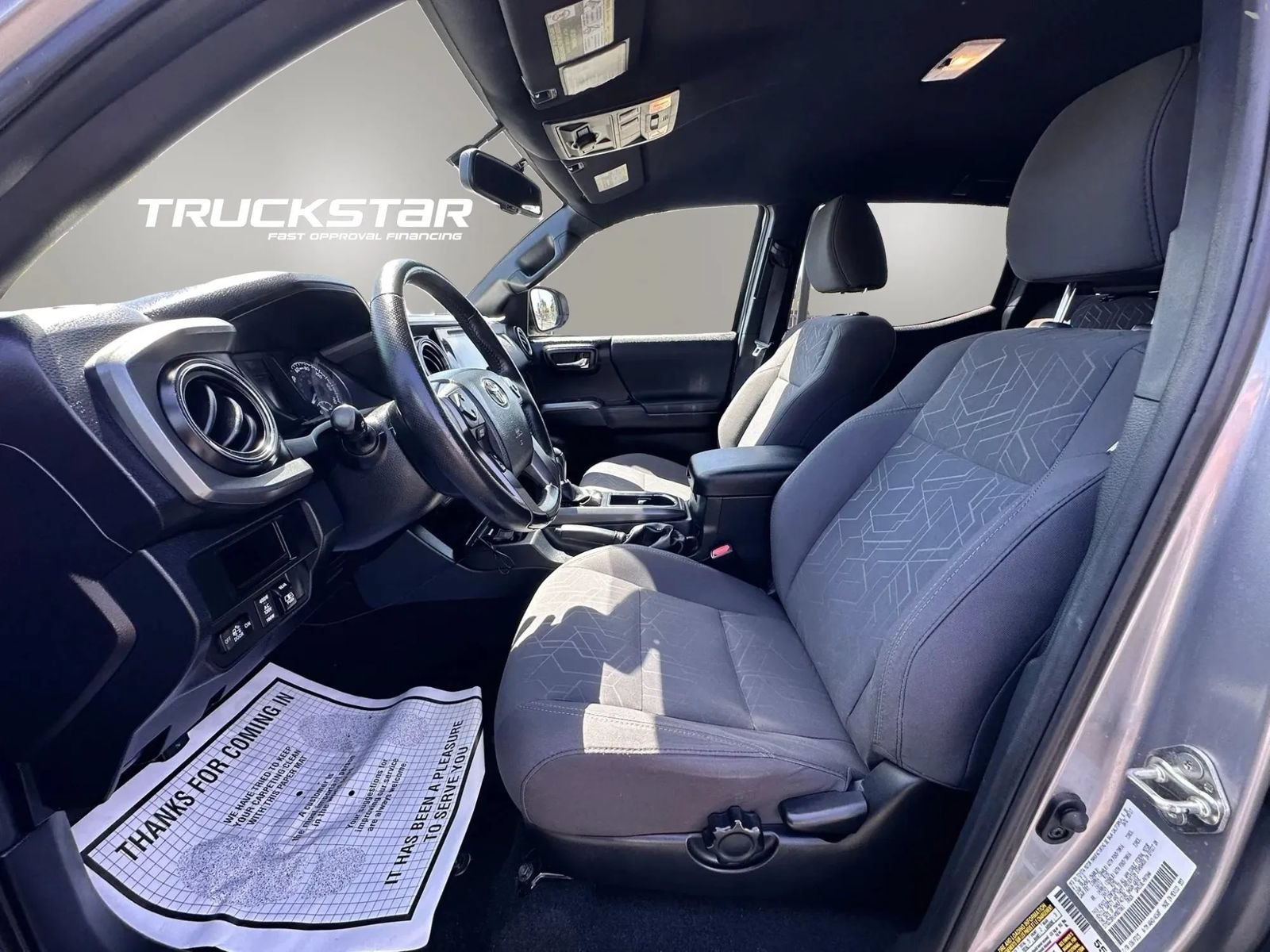 Used 2017 Toyota Tacoma TRD Off-Road w/ Tow Package AWD/4WD image 40