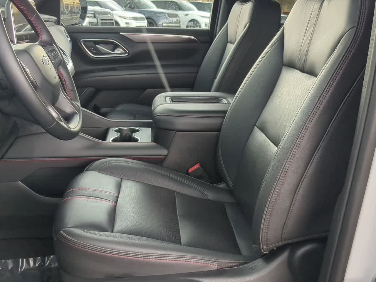 Used 2024 Chevrolet Suburban RST w/ Luxury Package AWD/4WD image 16