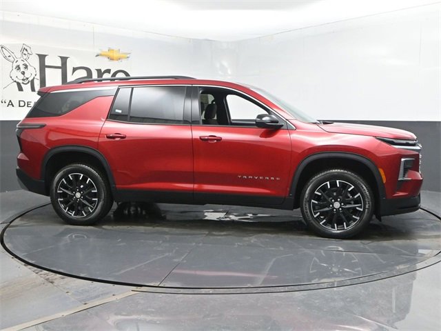 New 2026 Chevrolet Traverse LT w/ Sun and Wheel Package image 1