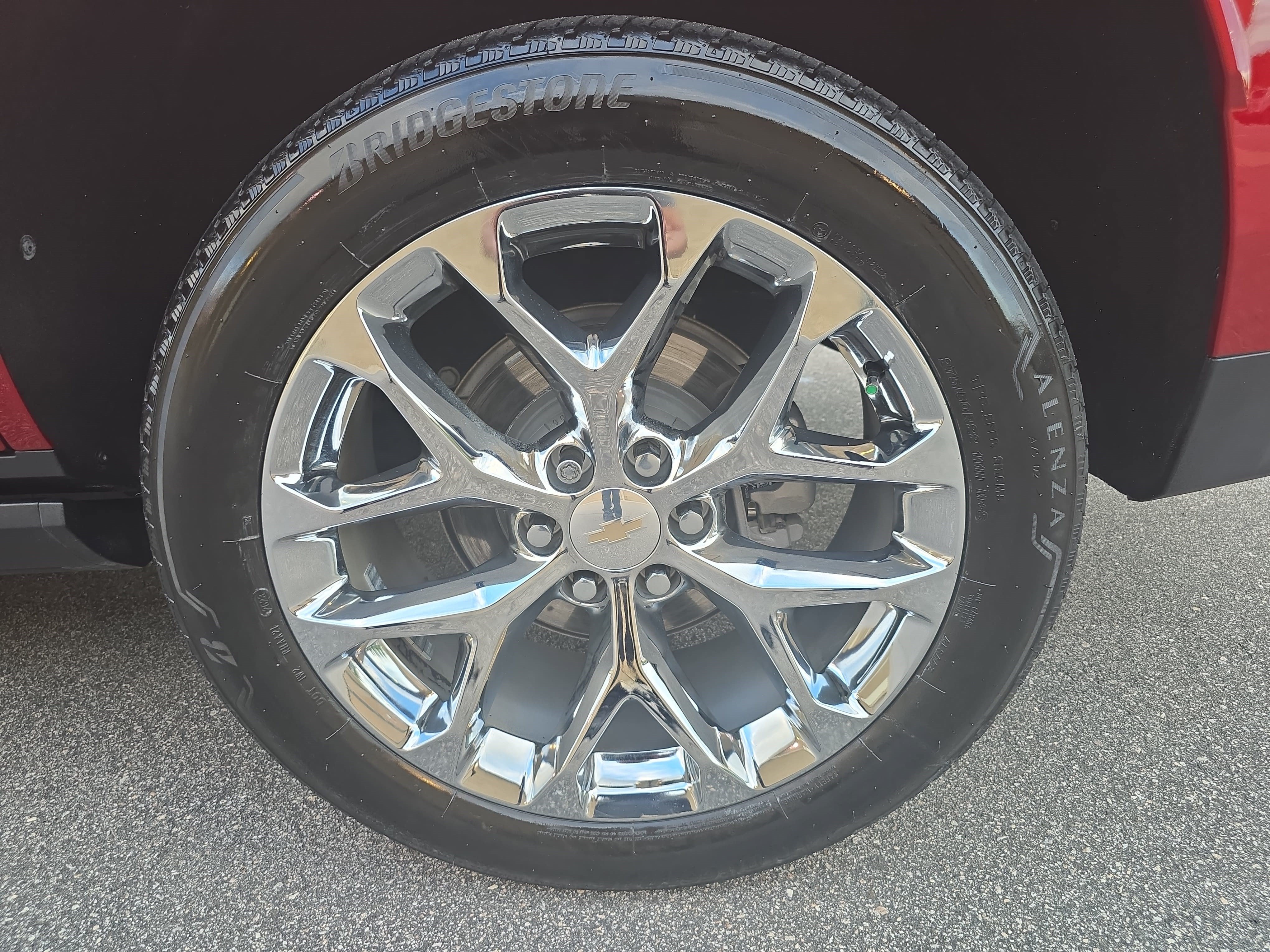 Used 2023 Chevrolet Tahoe Premier AWD/4WD image 34