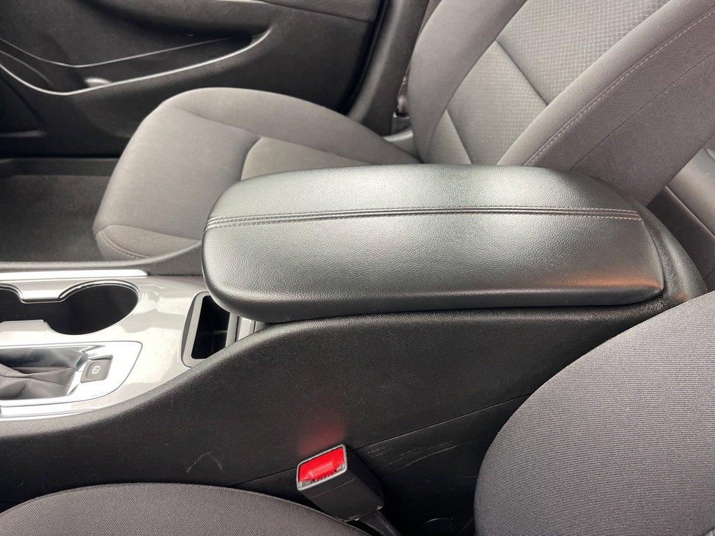 Used 2024 Chevrolet Malibu LT image 13