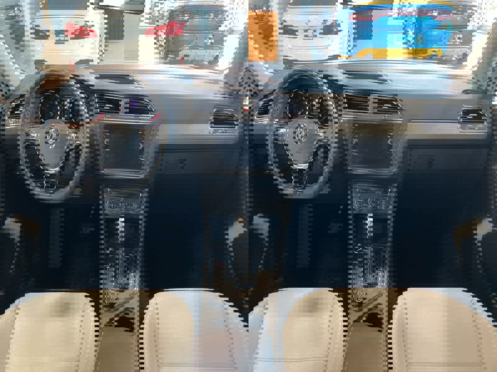 Used 2021 Volkswagen Tiguan SE image 21