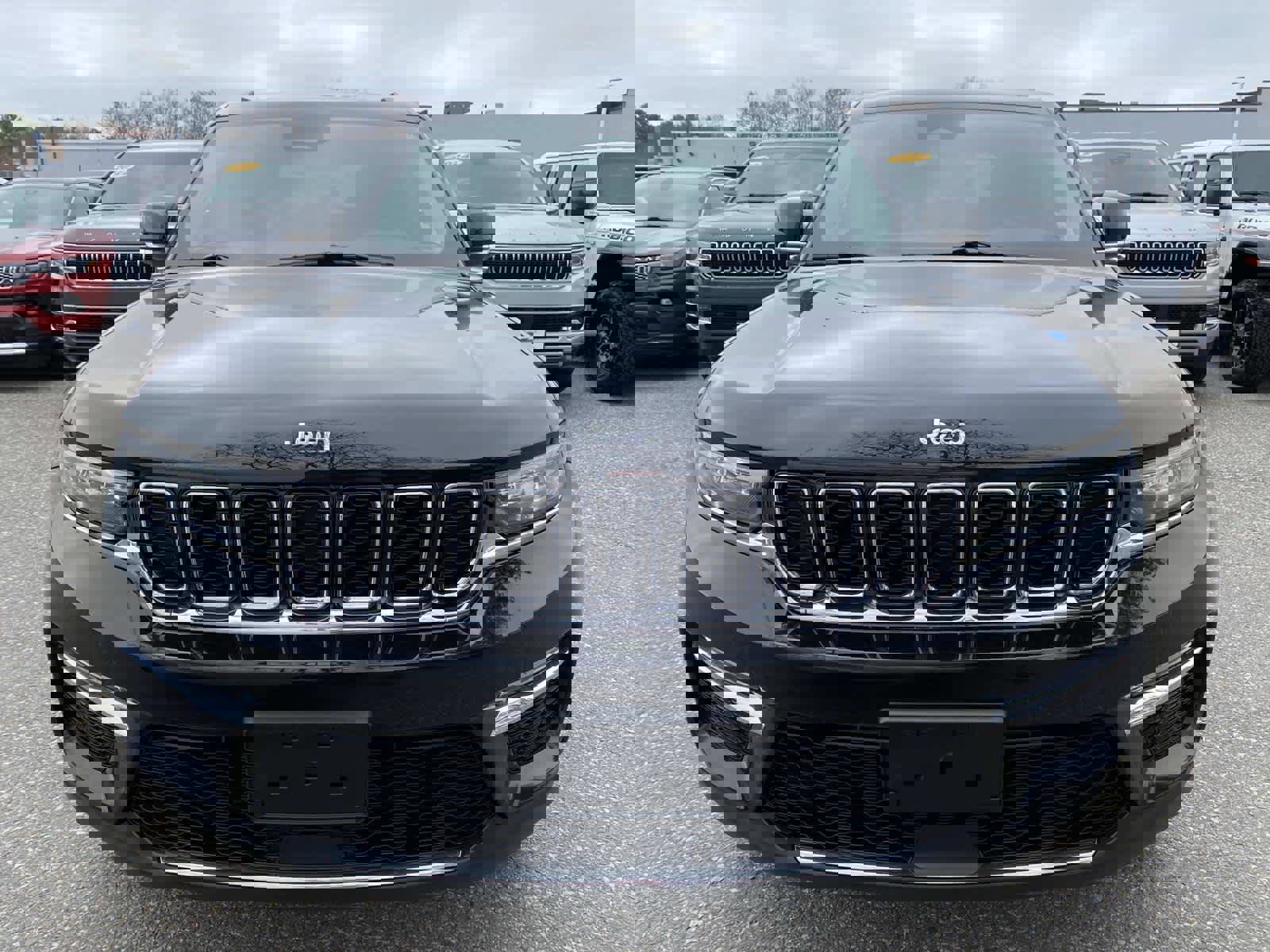 Certified 2023 Jeep Grand Cherokee Limited w/ Trailer Tow Prep Group (B) image 10