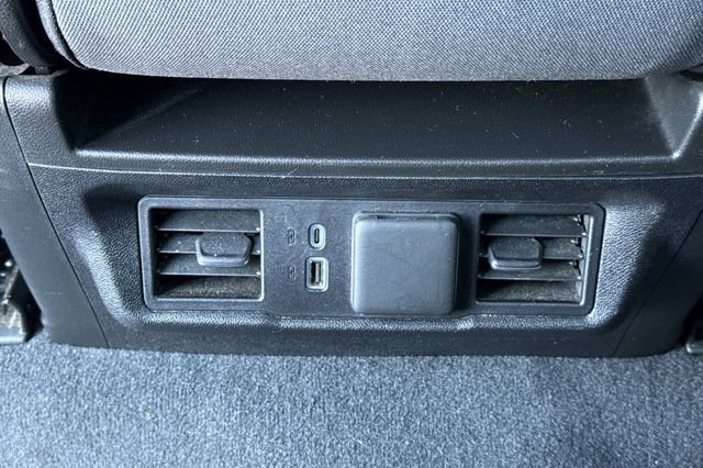 Used 2025 Chevrolet Silverado 2500 LT w/ Convenience Package image 43