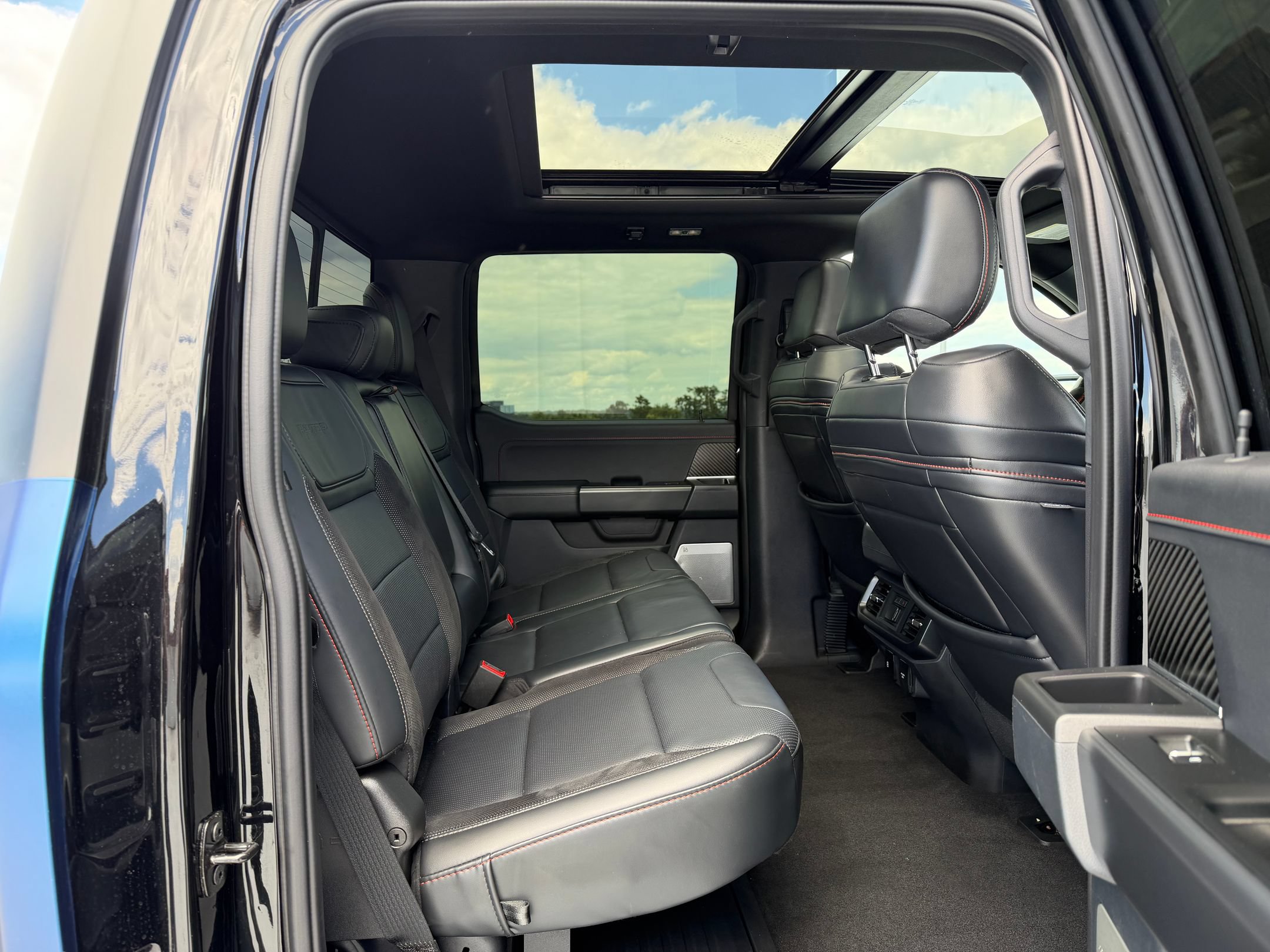 Used 2024 Ford F150 Raptor AWD/4WD image 19
