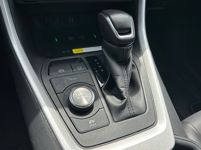 Used 2024 Toyota RAV4 XSE w/ Weather Package AWD/4WD image 25