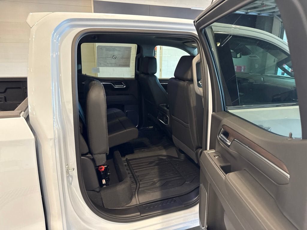 New 2026 GMC Sierra 1500 SLT w/ SLT Premium Plus Package AWD/4WD image 18