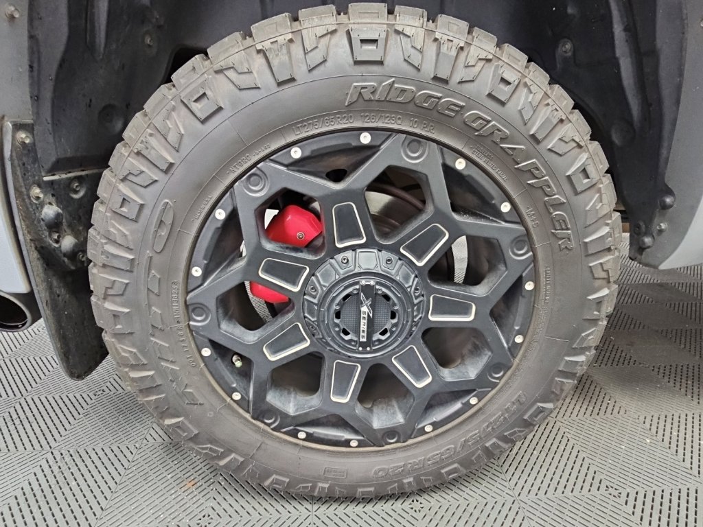 Used 2021 Toyota Tundra Limited w/ Limited Premium Package AWD/4WD image 52
