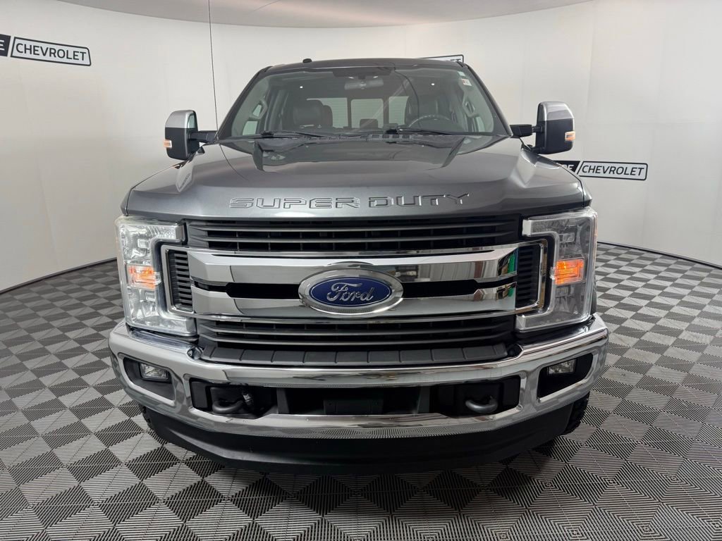 Used 2017 Ford F250 XLT w/ XLT Premium Package image 9