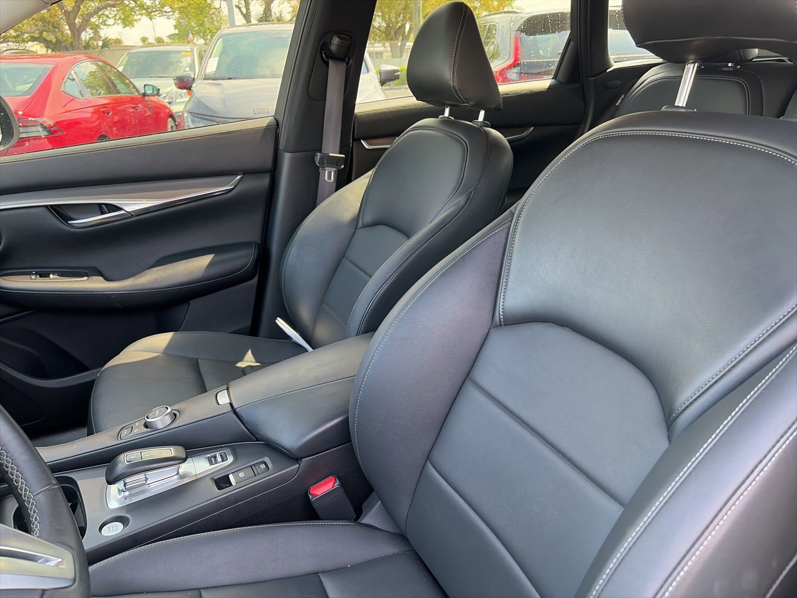 Used 2023 INFINITI QX50 Pure image 12