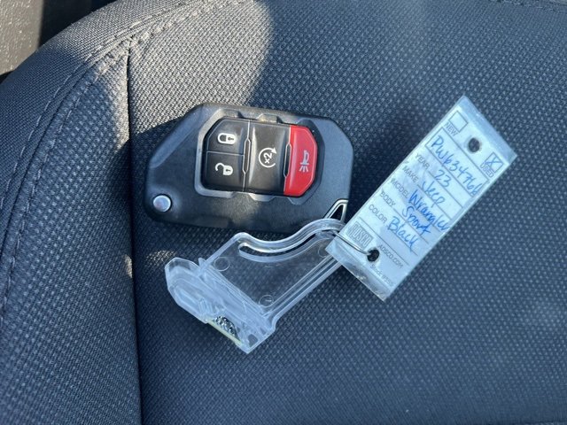 Used 2023 Jeep Wrangler Sport S image 38