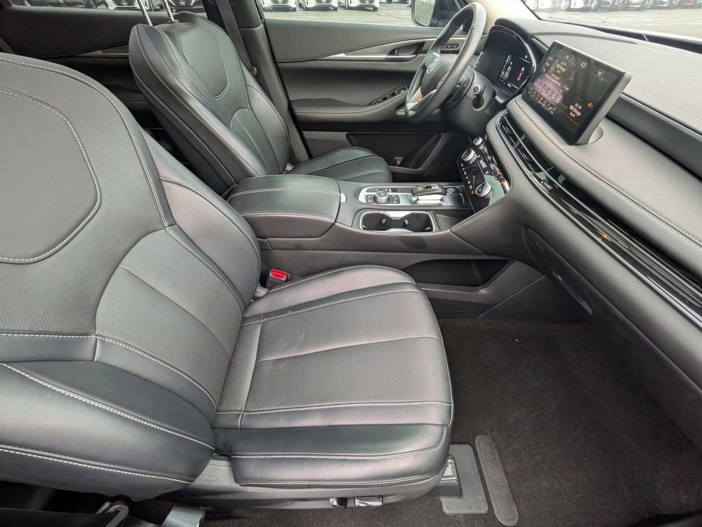 Used 2024 INFINITI QX60 Luxe image 25