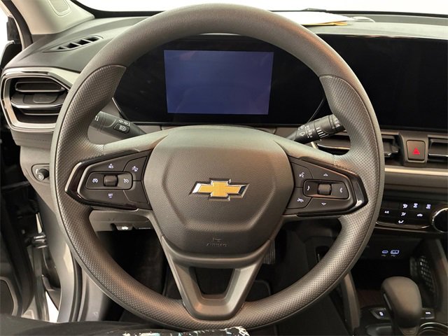 Used 2025 Chevrolet TrailBlazer LS w/ LS Convenience Package image 21
