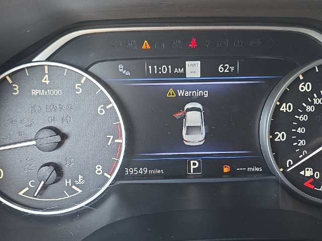 Used 2022 Nissan Maxima SR FWD image 15